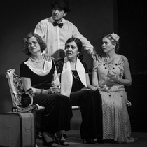 Photograph of the Production, "El día que me quieras"