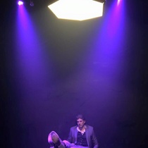 Photographs of the theatrical production, La profesión de la Sra. Warren (Miami, 2015)