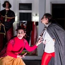 Photographs of the production, "Los cuentos de Canterbury"