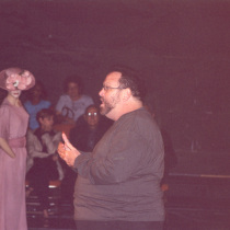 Photograph of the theatrical production, Las penas saben nadar (Miami)