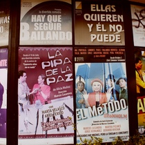 Teatro 8 - posters on side of 21st Avenue