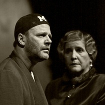 Photographs of rehearsal for the theatrical production, Cartas de amor a Stalin