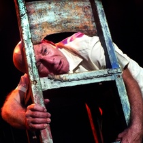 Photograph of Nelson González in the theatrical production, Cheo Malanga