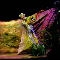 Grettel Trujillo (Josefina), in "Josefina la viajera"