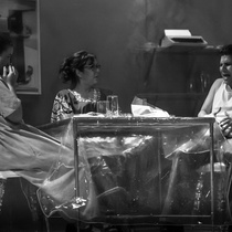 Photographs of rehearsal for the theatrical production, Un mundo de cristal