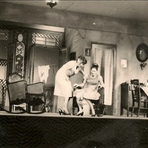 Photographs of the Production, "Contigo pan y cebolla".