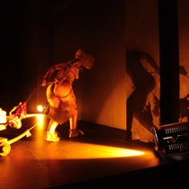 Photograph of the production, "Rapsodia para el mulo"