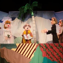 Photograph of the theatrical production, Romance en Charco Seco