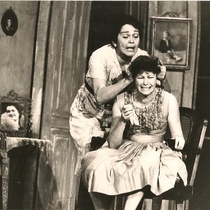 Photographs of the Production, "Contigo pan y cebolla".