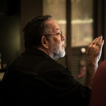 Photographs of a rehearsal for the theatrical production, El día que me quieras