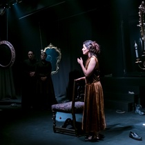 Photograph of the Production, "Las últimas criadas"