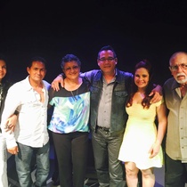 Photographs of the theatrical production, La profesión de la Sra. Warren (Miami, 2015)