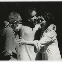 Magaly Alabau (Beatrice), Manuel Martín (Francesco) and Hortensia Colorado (Lucrezia) in the theatrical production, Francesco: The Life and Times of the Cencis