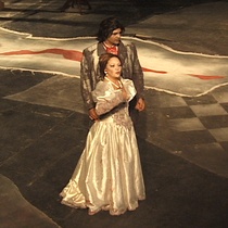 Photographs of the theatrical production, Parece Blanca