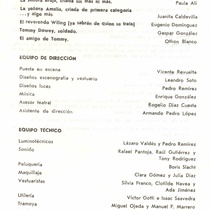 Program for the theatrical production, La vieja dama muestra sus medallas