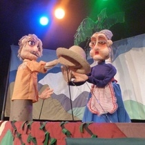 Photograph of the theatrical production, Romance en Charco Seco