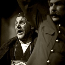 Photographs of rehearsal for the theatrical production, Cartas de amor a Stalin