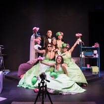 Photograph of the Production, "Las más lindas de la fiesta"