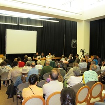 Photographs of the conference, Protagonistas de las 60 en el teatro cubano