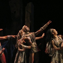 Photographs of the Production, "Los siete contra Tebas"