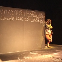 Photographs of the theatrical production, El enano en la botella