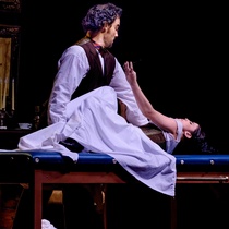 Photographs of rehearsal for the theatrical production, El cuarto de al lado