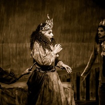 Photographs of the production, "La orgía"