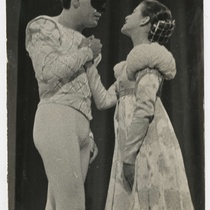 Photographs of the production, "Romeo y Jullieta"