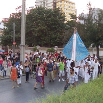 Photograph of the procession, "A la eterna memoria"