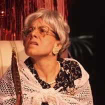 Photographs of the theatrical production, Viejas, vírgenes y putas (Miami, 2015)