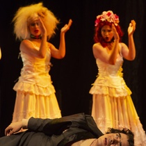 Photographs of the theatrical production, La zapatera prodigiosa