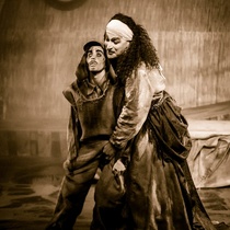 Photographs of the production, "La orgía"