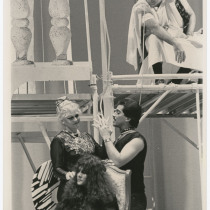 Teresa María Rojas (Clitemnestra Plá), Gerardo Barrios (Egisto Don), Marilyn Romero (Electra Garrigó), and  José Zubero (Agamenón Garrigó), in "Electra Garrigó"