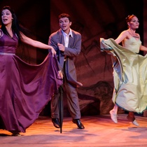 Photograph of the production, "La dama del mar"