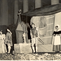 Scene from the production, "Sganarelle o El cornudo imaginario"