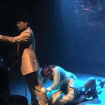 Photographs of the theatrical production, La profesión de la Sra. Warren (Miami, 2015)