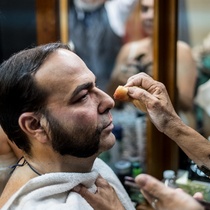 Photographs of the production, "La noche de las tríbadas".