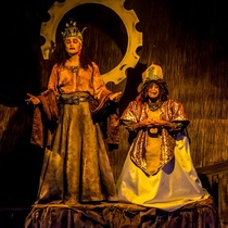 Photographs of the production, "La orgía"