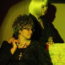 Photographs of the theatrical production, Viejas, vírgenes y putas (Miami, 2015)