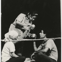 Photographs of the production, "La emboscada"