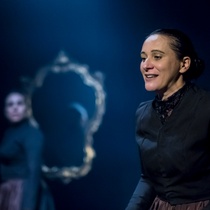 Photograph of the Production, "Las últimas criadas"