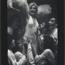 Magaly Alabau (La estrella) in the theatrical production, La estrella y la monja