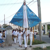 Photograph of the procession, "A la eterna memoria"