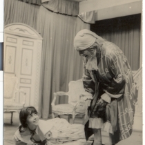 Scene from the production, "El enfermo imaginario"