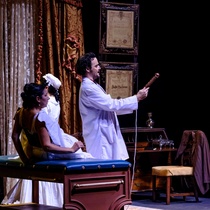 Photographs of rehearsal for the theatrical production, El cuarto de al lado