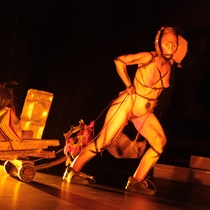 Photograph of the production, "Rapsodia para el mulo"