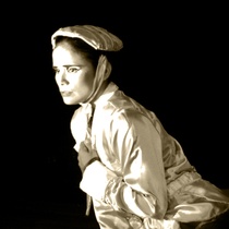 Photographs of the theatrical production, Historia sobre el camino