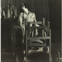 Photograph of Myriam Acevedo in the theatrical production, La noche de los asesinos