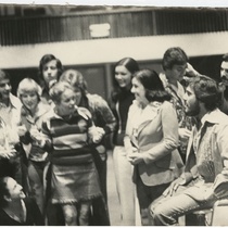 M. Uriarte, V. Ruiz, E. Martell, H.M. Colome, T. M. Rojas, R. González, S. Sosa, P. Berrio,  M. E. Sánchez, T. Wagner, G. Kare, B. De Abril, from the production "El león dormido"