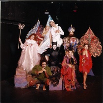 Photographs of the theatrical production, Farsa maravillosa del gato con botas 